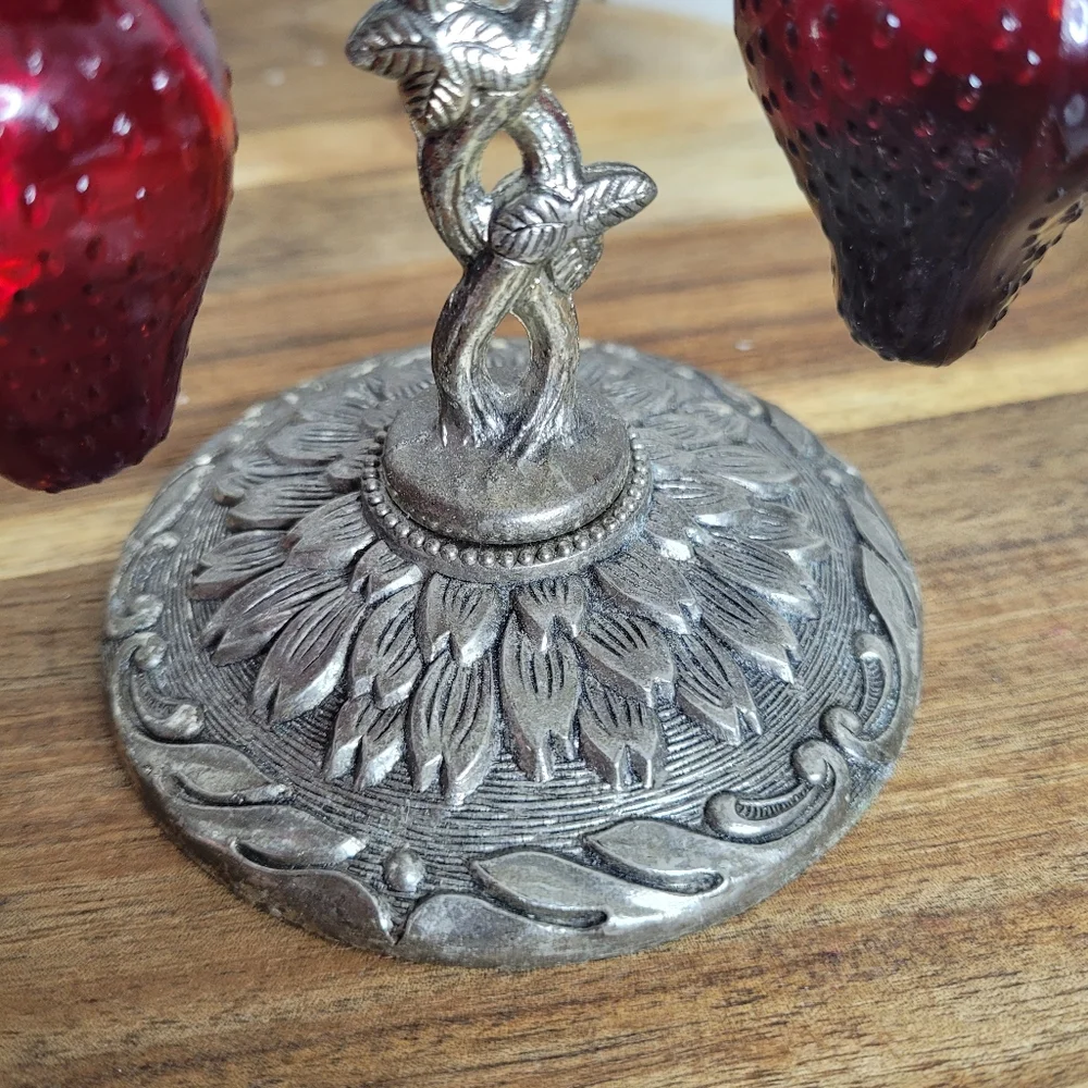 Vintage Silver Strawberry Glowing Salt And Pepper - Picture 5 of 6